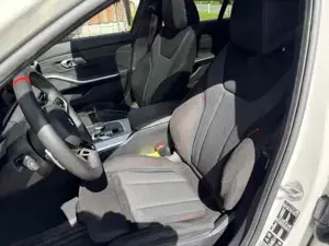 BMW 3er Bild 12
