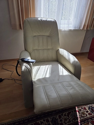 Relax- und Fernsehsessel aus Leder  Bild 3