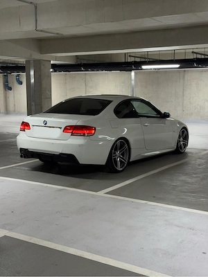 Bmw e92 325i