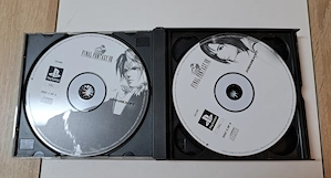 Final Fantasy VIII - PS1   PlayStation 1 - Deutsche Version - 4 Discs komplett (ohne Anleitung) Bild 2