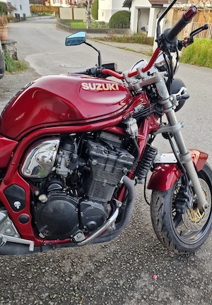 Suzuki Bandit 1200S GV75A Bild 3