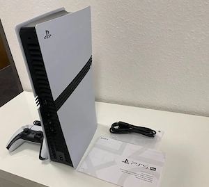 Verkauft wird eine wie neue Playstation 5 Pro. Bild 3