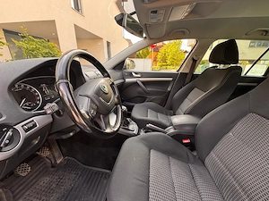 Skoda Oktavia Elegance Bild 5