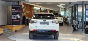 Jeep Compass Bild 8