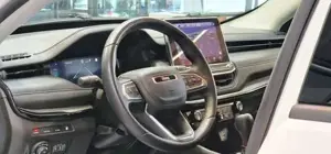 Jeep Compass Bild 12