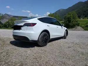 Tesla Model Y Bild 10