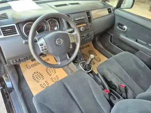 Nissan Tiida Bild 12