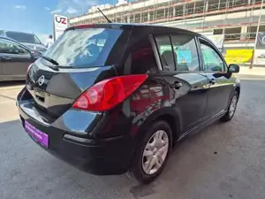 Nissan Tiida Bild 9