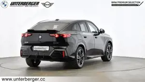 BMW iX2 xDrive30 // M Sportpaket // Anhängerkupplung // adaptiver LED Scheinwerfer Bild 5