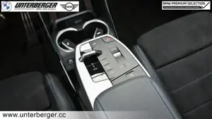 BMW iX2 xDrive30 // M Sportpaket // Anhängerkupplung // adaptiver LED Scheinwerfer Bild 12