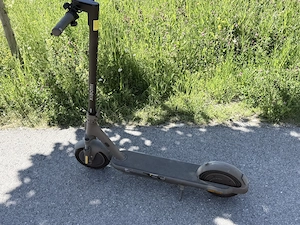Verkaufe Xiaomi 4 pro max Scooter 