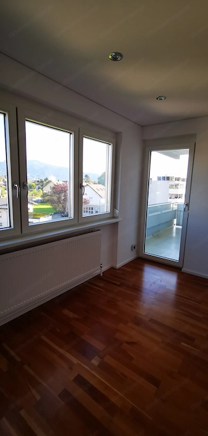 Sanierte Anleger- & Singlewohnung mit Balkon in Lustenau Bild 6