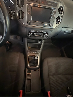 VW Tiguan 2.0 TDi Bild 4