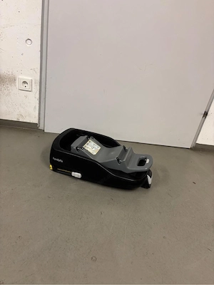 Kindersitz mit Isofix + Kinderwagen Bild 4
