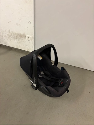 Kindersitz mit Isofix + Kinderwagen Bild 2