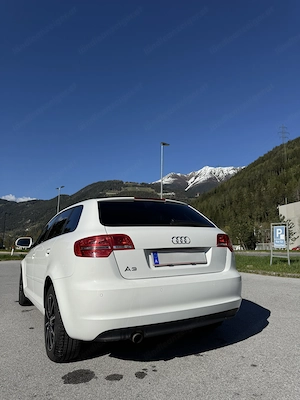 Audi A3 SB 1,6 8P zu verkaufen. Bild 4