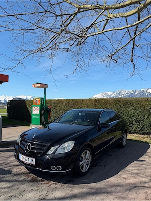 Mercedes-Benz E220 CDI Automatik W212 Sehr Gepflegt Bild 3