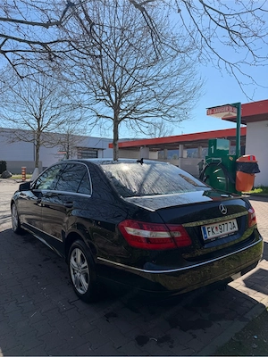 Mercedes-Benz E220 CDI Automatik W212 Sehr Gepflegt Bild 4