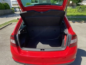 Verkaufe SKODA Rapid Bild 7