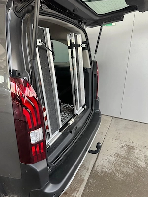 Rollstuhl Rampe mit Seilwinden  Bild 4