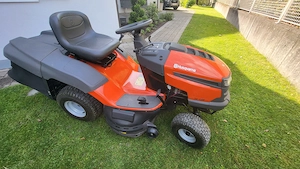 Rasenmähertraktor Husquarna T138
