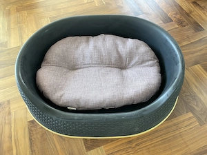 Hundebett Grösse M mit 2 Polstern Bild 2