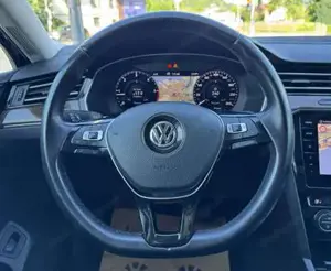 VW Passat Bild 19