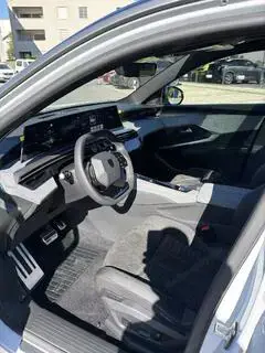 Peugeot 3008 Bild 6