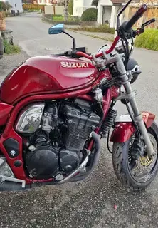 Suzuki Bandit 1200S GV75A Bild 2