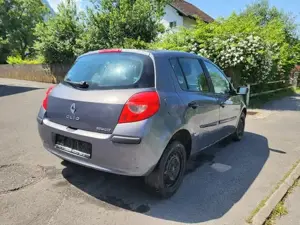 Renault Clio Bild 3