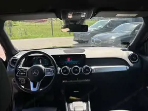Mercedes-Benz GLB Bild 8