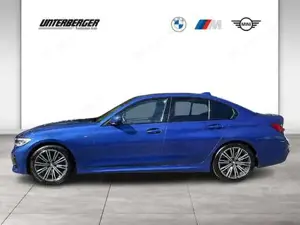 BMW 330i M Sport // Head-Up // Laserlicht // elektr. Sitzverstellung Bild 3