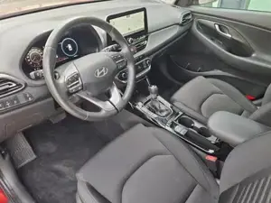 Hyundai i30 Kombi Advantage cw vAHK Navi LED DAB Kamera Winter 74... Bild 10