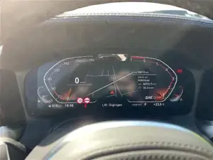BMW 330i M Sport // Head-Up // Laserlicht // elektr. Sitzverstellung Bild 9