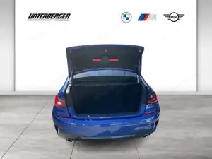 BMW 330i M Sport // Head-Up // Laserlicht // elektr. Sitzverstellung Bild 12