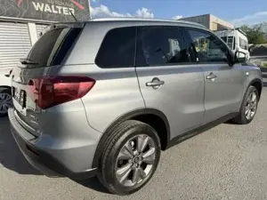 Suzuki Vitara Bild 7