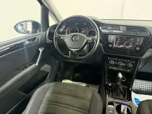 VW Touran Bild 8