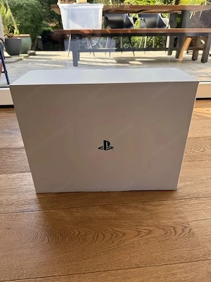 Sony PS5 Pro 2TB + OVP + Standfuß + Restgarantie   neuwertiger Zustand Bild 2