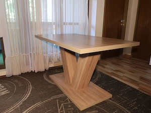 Esstisch mit 6 Leder-Schaukelstühlen Bild 4