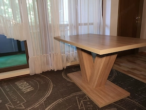 Esstisch mit 6 Leder-Schaukelstühlen Bild 5