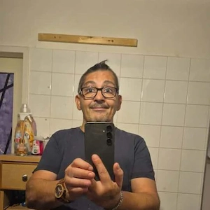 Suche reife Frau ab 60+ bis ca 80 für die Liebe Wien Nö BGL