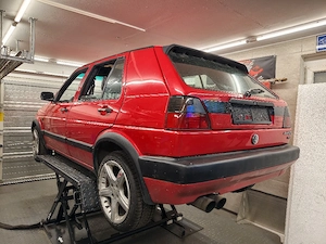 Volkswagen Golf 2 GTI Bild 2
