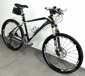 Sehr leicht! KTM Carbon Mountainbike Fahrrad MTB Bild 2