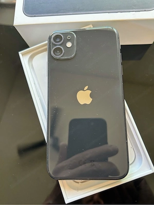 iPhone 11 schwarz Bild 3