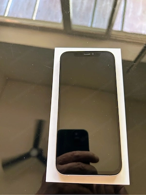 iPhone 12 mit 128 GB Bild 3