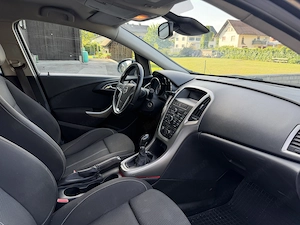 Opel Astra Diesel Kombi TÜV 02 2027 Bild 5