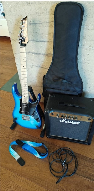 Kinder-E-Gitarren Set zu verkaufen! (Wie neu) Bild 3