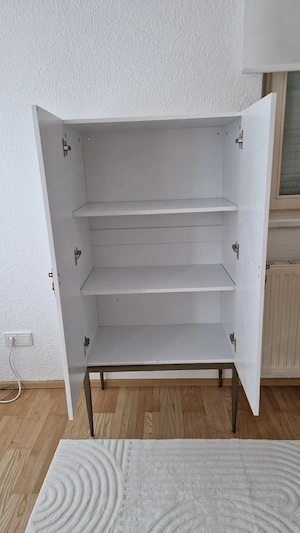 Hochglanzkasten Bild 3
