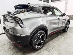 Alfa Romeo Junior Speciale IBRIDA MATRIX ACC KEYLESS NAVI 1.2 E-D... Bild 4
