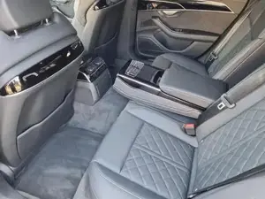 Audi A8 Bild 9